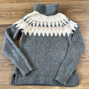 Abercrombie Fitch Fair Isle Turtleneck Sweater Cream Gray Nordic Cabin Small